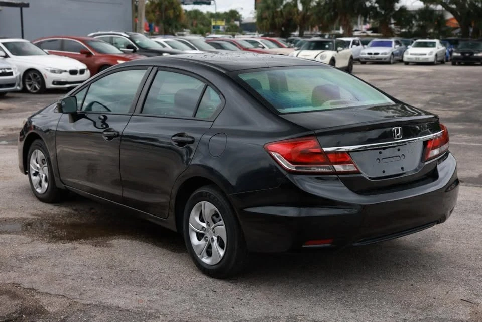 2014 Honda Civic 9th Gen - Image 5 of 20