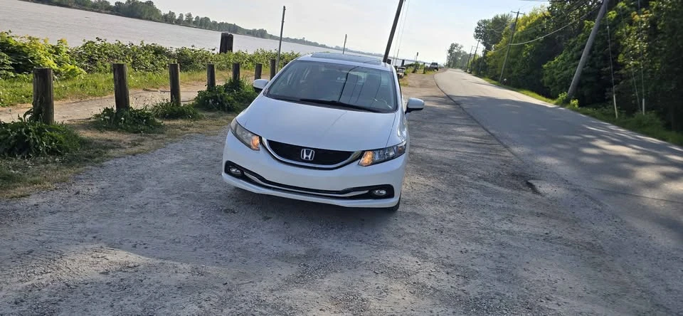 2014 Honda Civic 9th Gen - Image 14 of 20