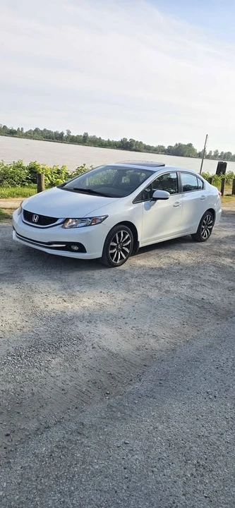 2014 Honda Civic 9th Gen - Image 7 of 20