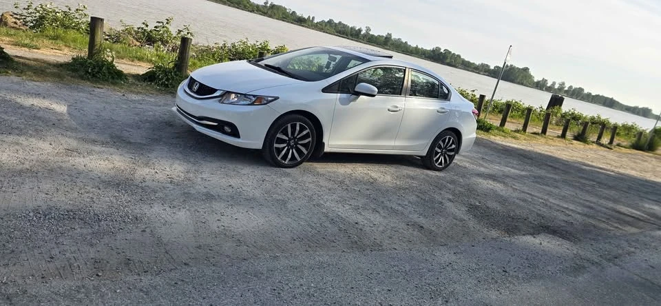2014 Honda Civic 9th Gen - Image 15 of 20