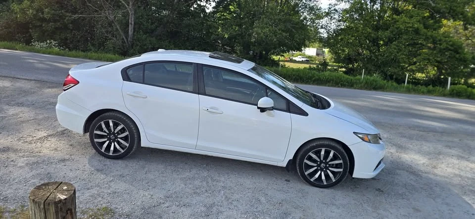2014 Honda Civic 9th Gen - Image 13 of 20