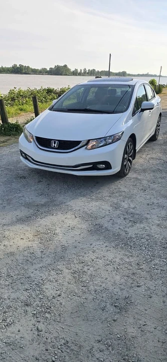 2014 Honda Civic 9th Gen - Image 17 of 20