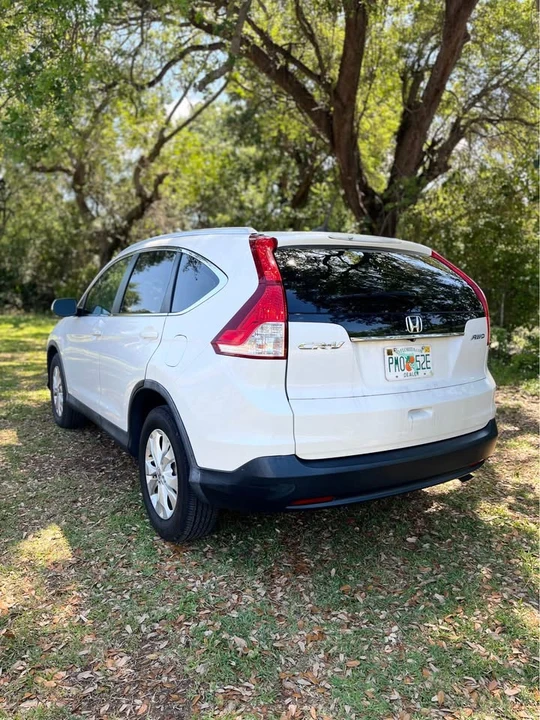 2014 Honda CR-V 4th Gen - Image 5 of 15