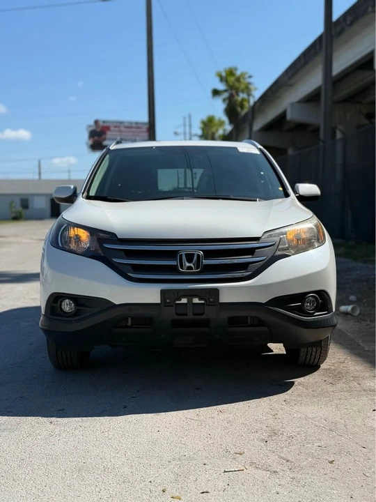 2014 Honda CR-V 4th Gen - Image 2 of 12