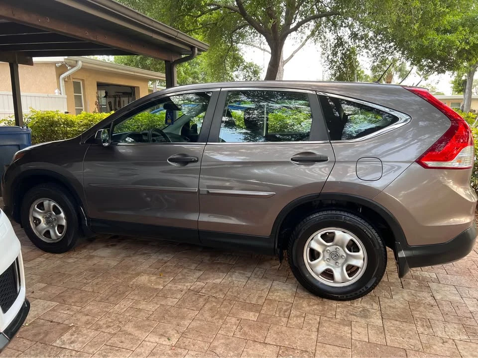 2014 Honda CR-V 4th Gen - Image 9 of 11