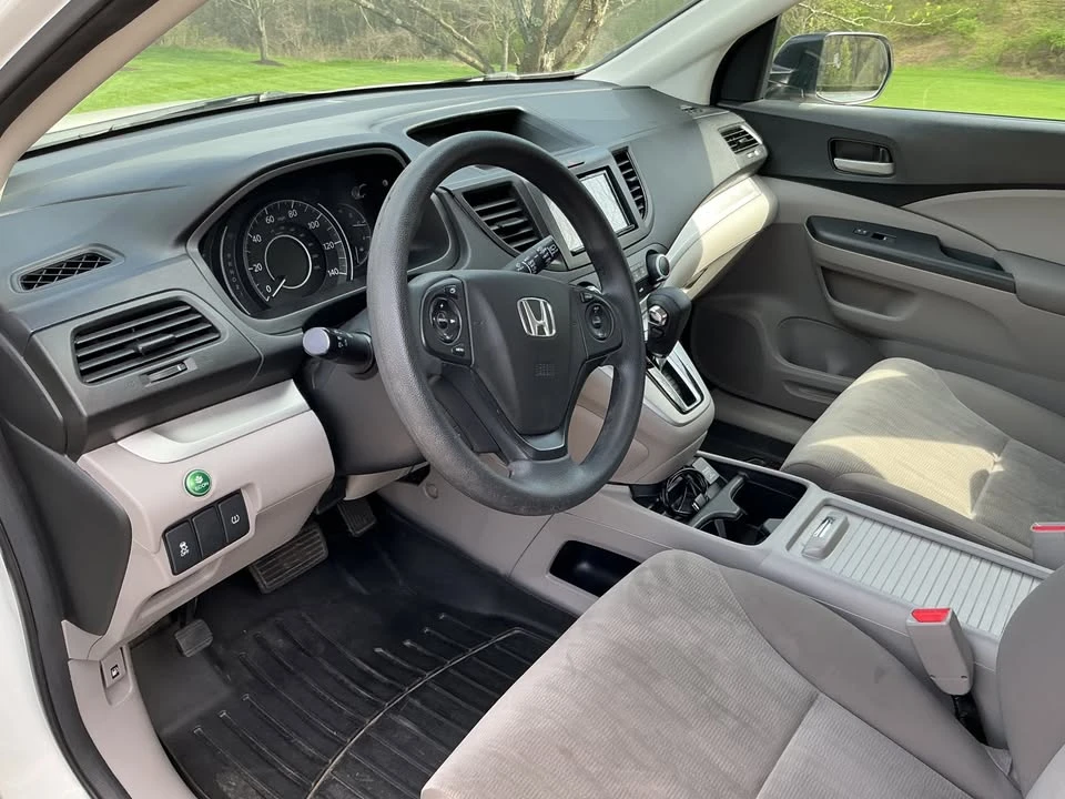 2014 Honda CR-V 4th Gen - Image 8 of 17