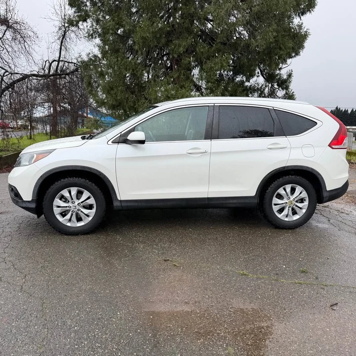 2014 Honda CR-V 4th Gen - Image 2 of 14