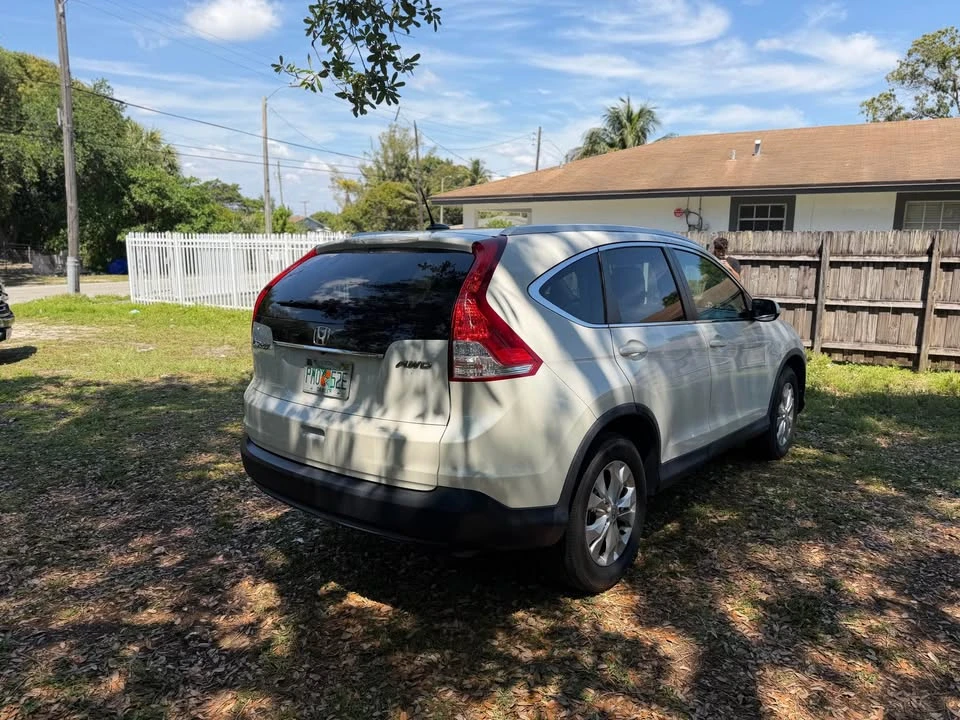 2014 Honda CR-V 4th Gen - Image 3 of 13