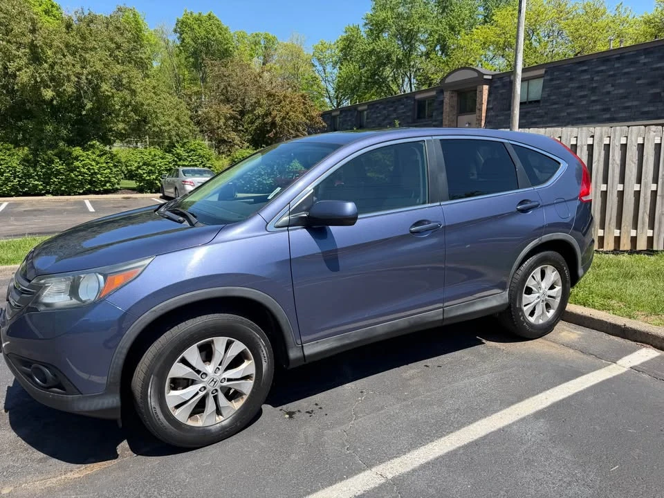 2014 Honda CR-V 4th Gen - Image 2 of 10