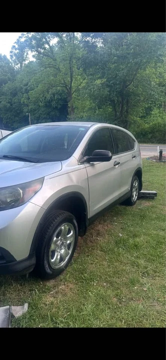 2014 Honda CR-V 4th Gen - Image 2 of 8