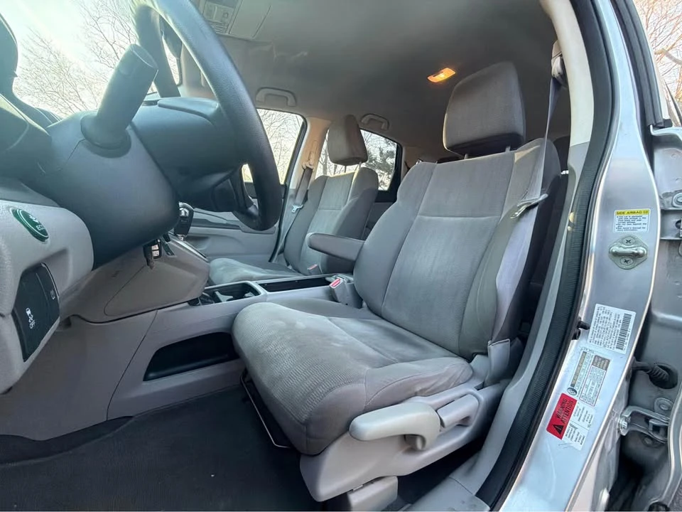 2014 Honda CR-V 4th Gen - Image 5 of 10