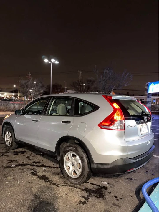 2014 Honda CR-V 4th Gen - Image 5 of 12
