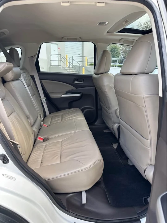 2014 Honda CR-V 4th Gen - Image 9 of 16