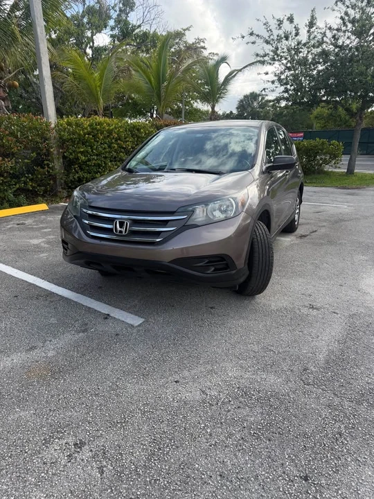 2014 Honda CR-V 4th Gen - Image 2 of 15