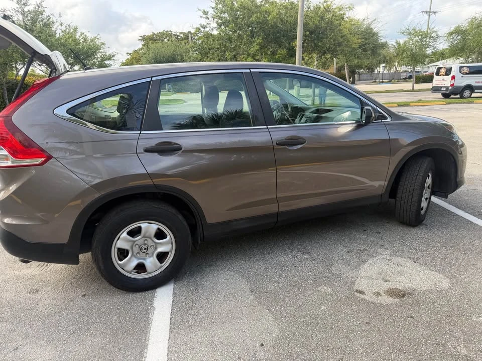 2014 Honda CR-V 4th Gen - Image 9 of 15