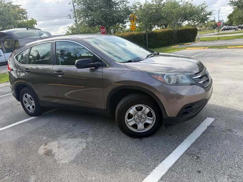 2014 Honda CR-V 4th Gen - Image 10 of 15