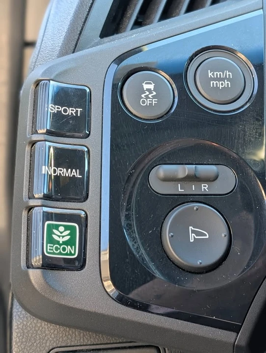 2014 Honda CR-Z - Image 10 of 20