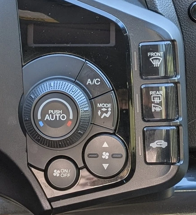 2014 Honda CR-Z - Image 7 of 20