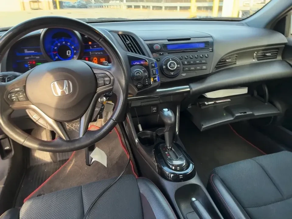 2014 Honda CR-Z - Image 11 of 17