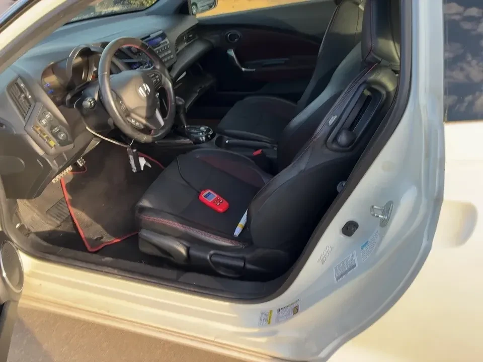 2014 Honda CR-Z - Image 12 of 17