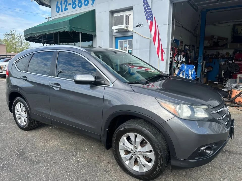 2014 Honda CR-V 4th Gen - Image 2 of 18