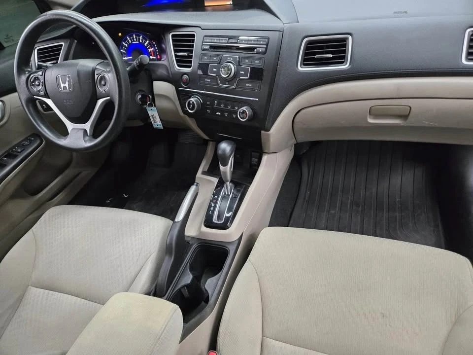 2014 Honda Civic 9th Gen - Image 2 of 4