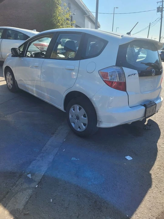 2014 Honda Fit - Image 5 of 5
