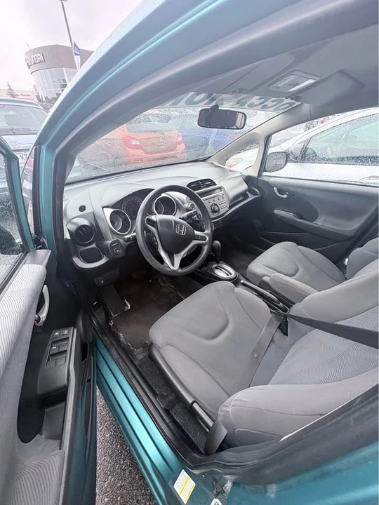 2014 Honda Fit - Image 3 of 6