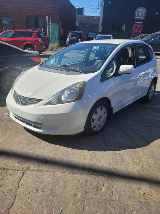 2014 Honda Fit - Image 3 of 5