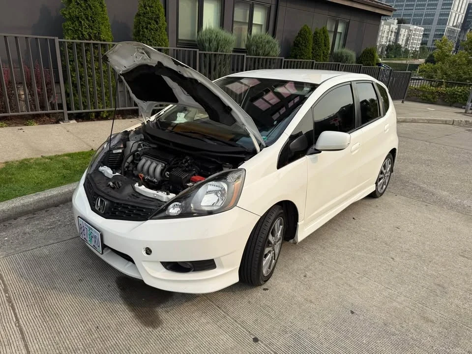 2014 Honda Fit - Image 3 of 9