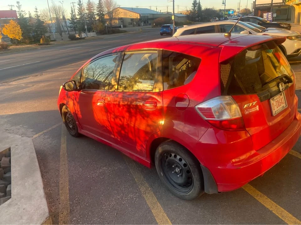 2014 Honda Fit - Image 3 of 6