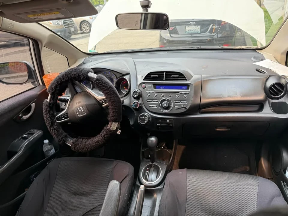2014 Honda Fit - Image 9 of 9