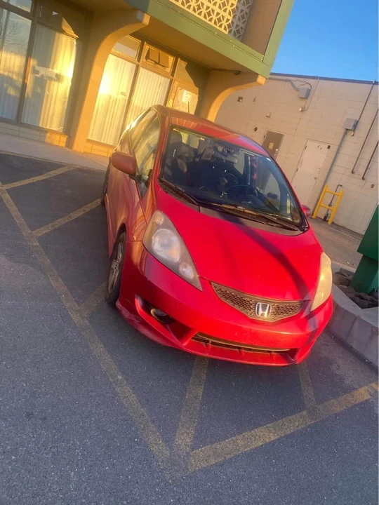 2014 Honda Fit - Image 2 of 6