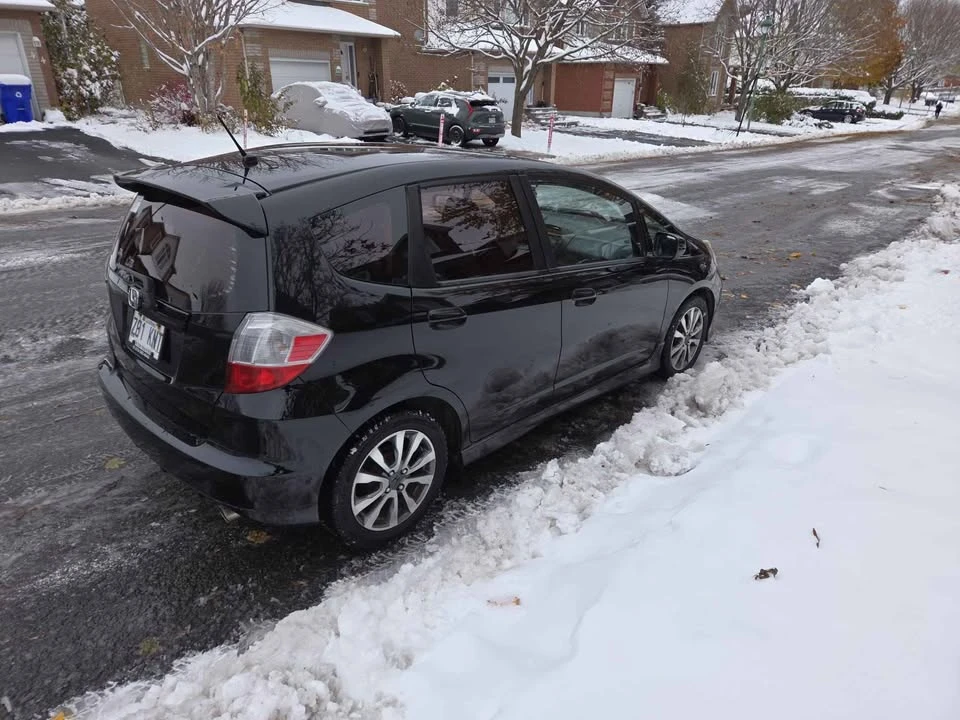 2014 Honda Fit - Image 2 of 5