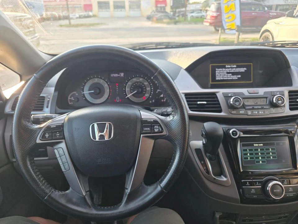 2014 Honda Odyssey - Image 16 of 19