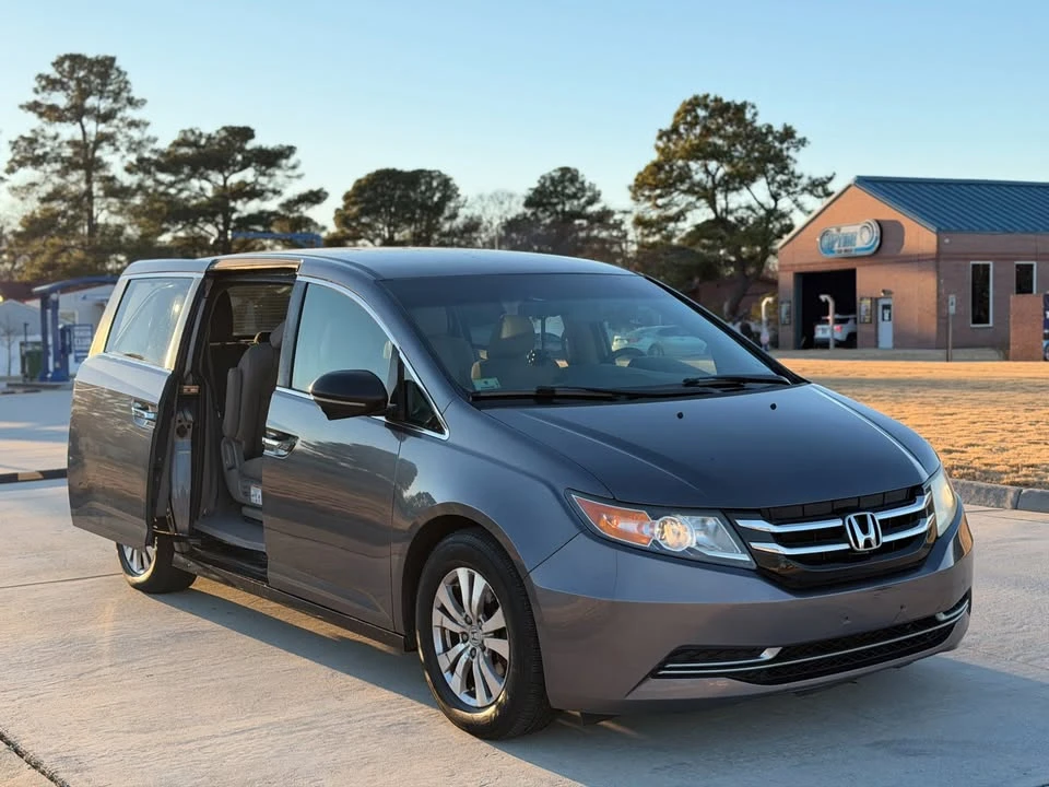 2014 Honda Odyssey - Image 17 of 19