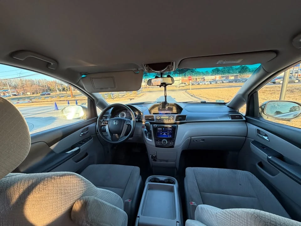 2014 Honda Odyssey - Image 13 of 19