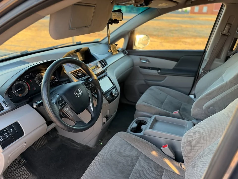 2014 Honda Odyssey - Image 10 of 19