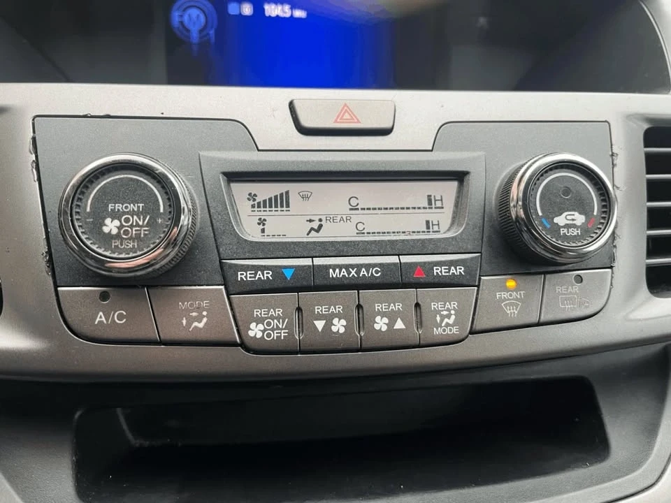 2014 Honda Odyssey - Image 14 of 17
