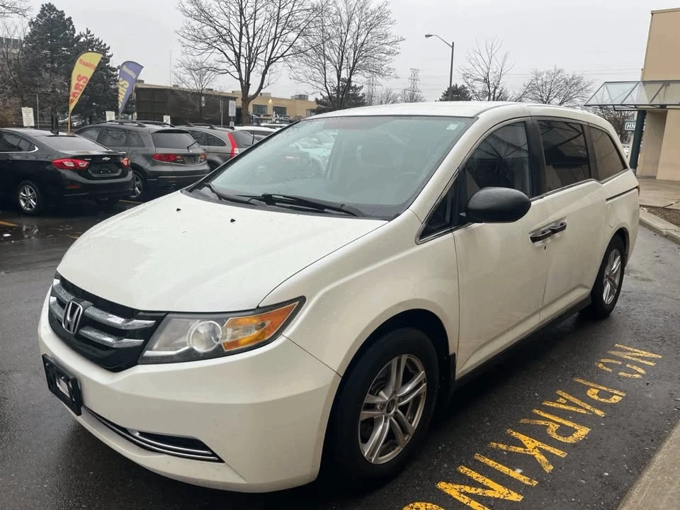 2014 Honda Odyssey - Image 3 of 17