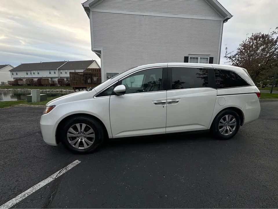 2014 Honda Odyssey - Image 4 of 10