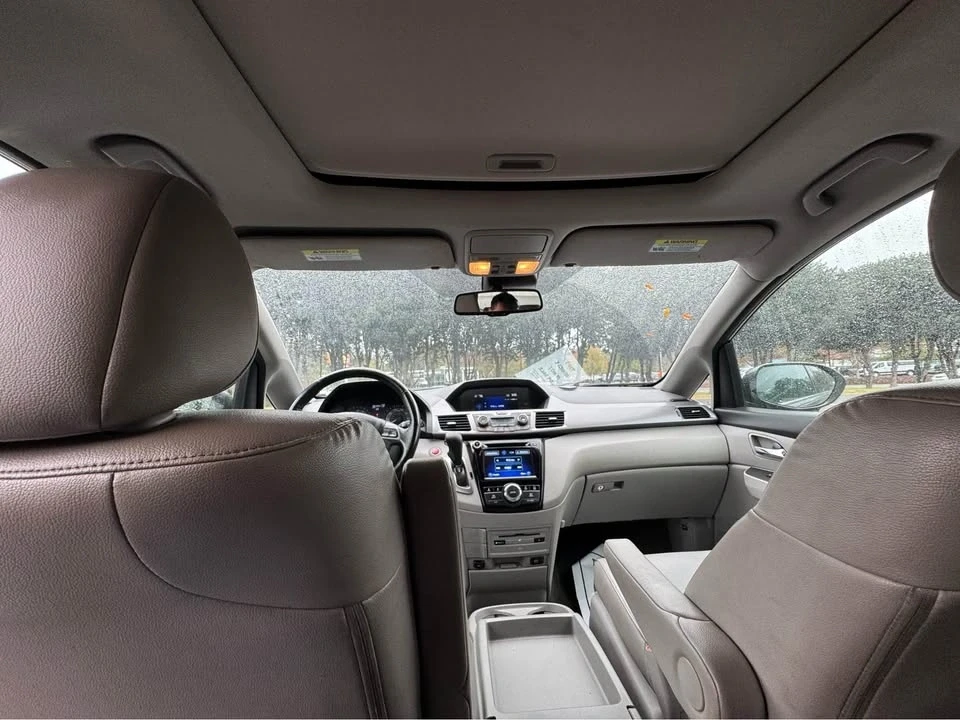 2014 Honda Odyssey - Image 14 of 16