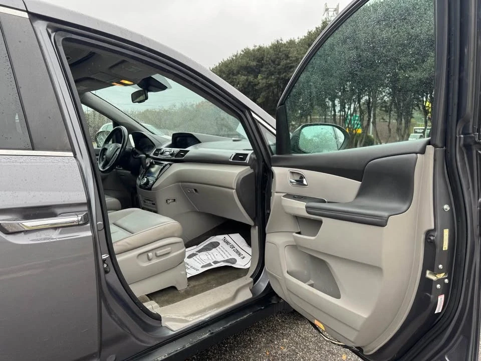 2014 Honda Odyssey - Image 13 of 16