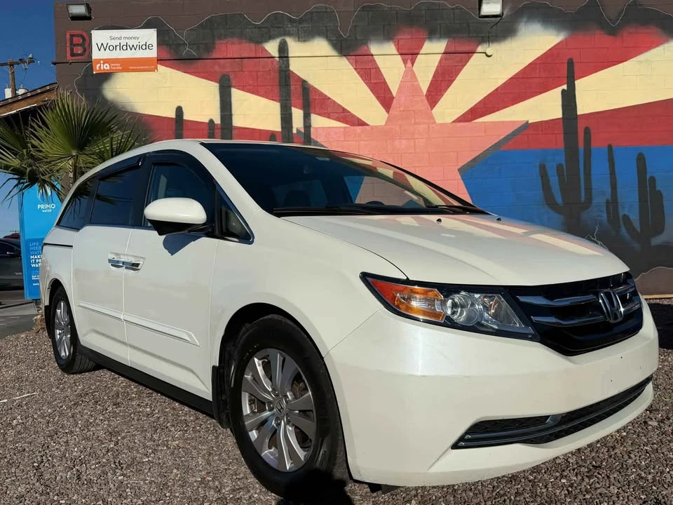 2014 Honda Odyssey - Image 2 of 9