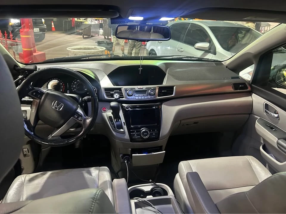 2014 Honda Odyssey - Image 5 of 20