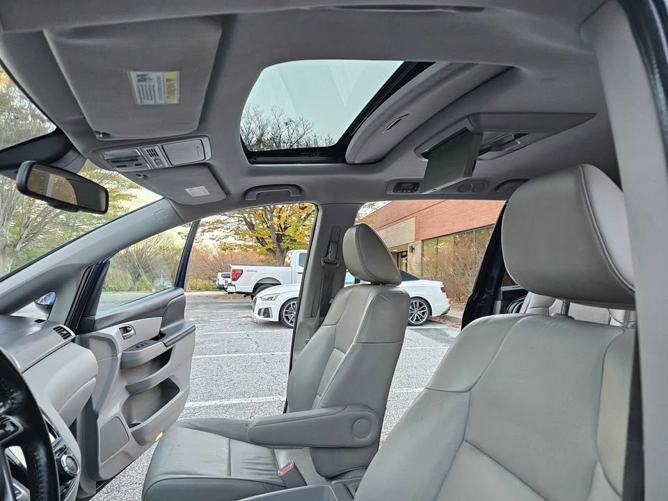 2014 Honda Odyssey - Image 2 of 13