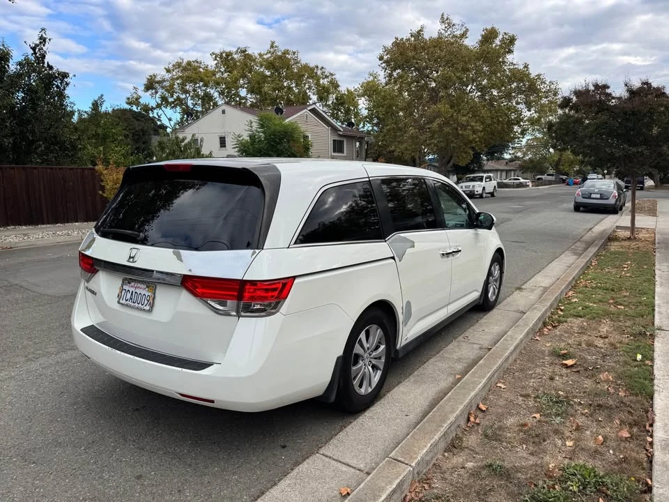 2014 Honda Odyssey - Image 5 of 12