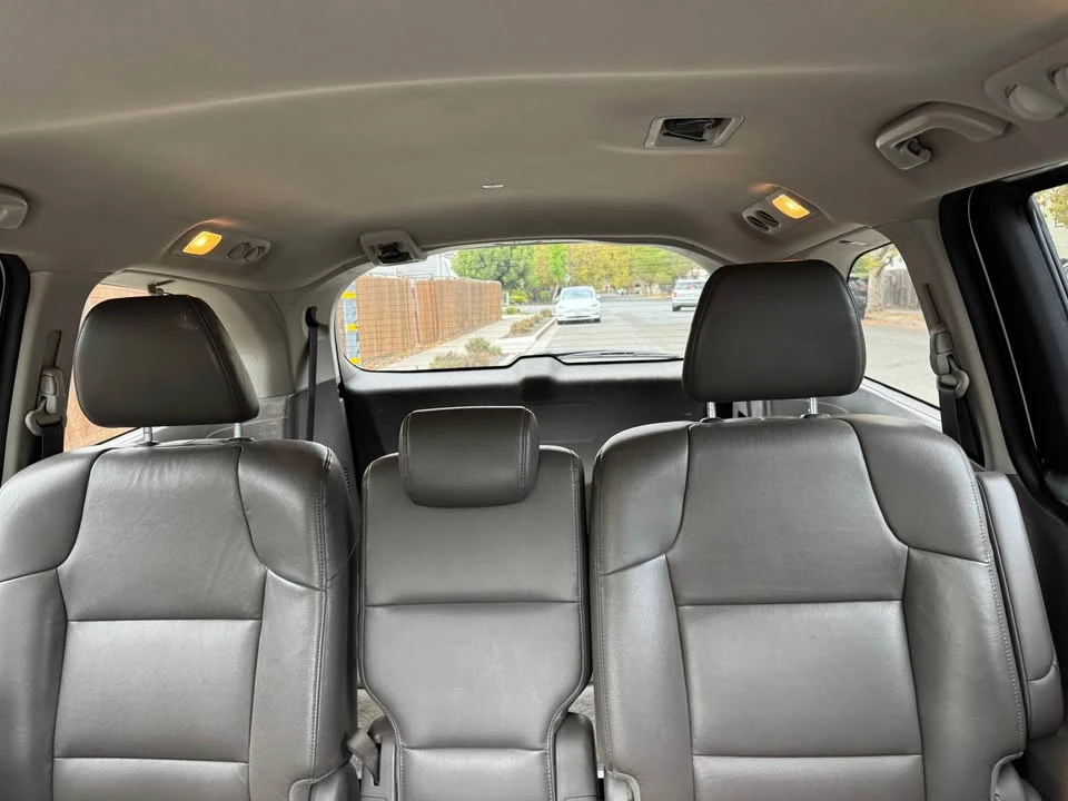 2014 Honda Odyssey - Image 9 of 12