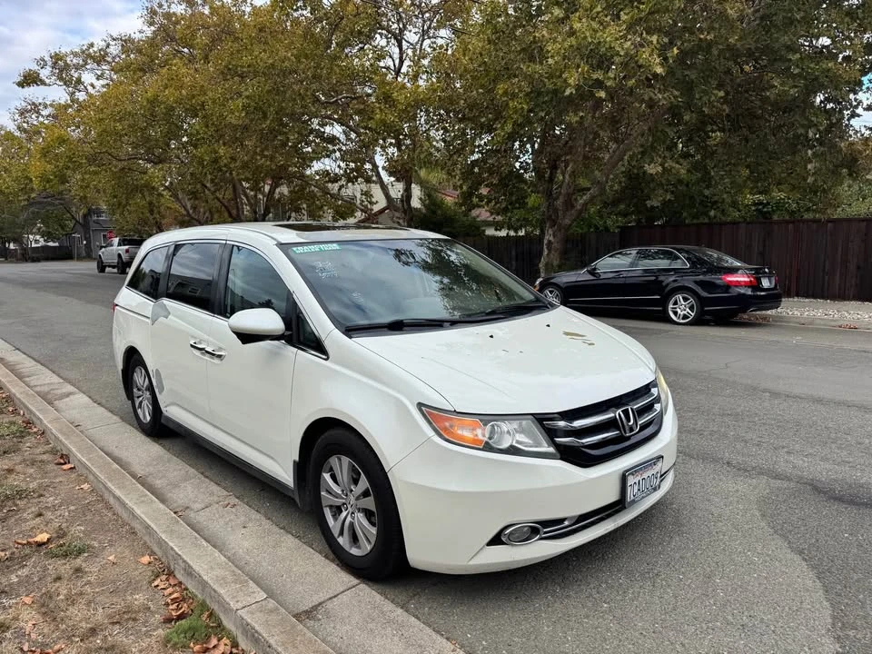 2014 Honda Odyssey - Image 3 of 12