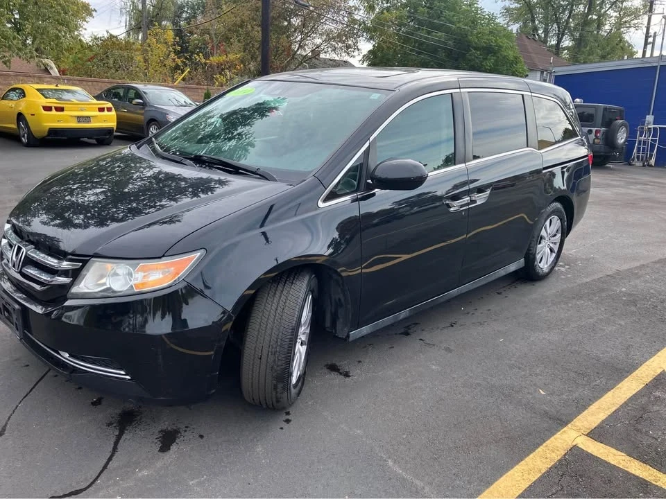 2014 Honda Odyssey - Image 2 of 15
